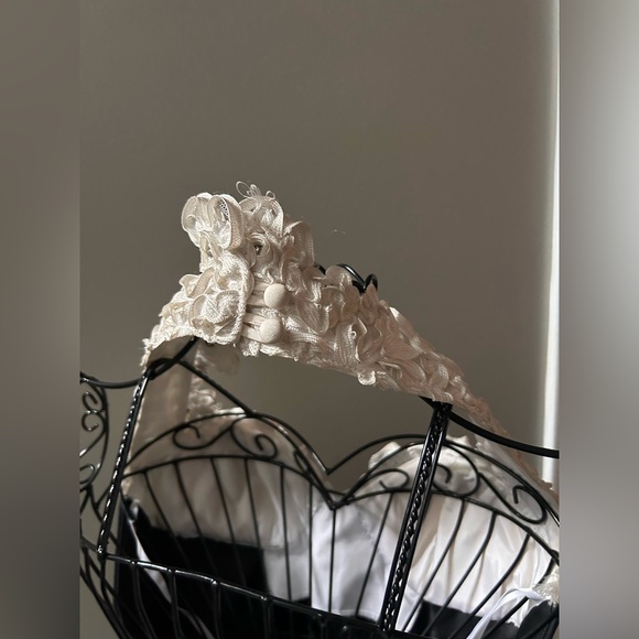 VTG Women’s 80s Elegant Black and White Halter Formal Dress. NYE Cocktail Dress - Picture 6 of 16